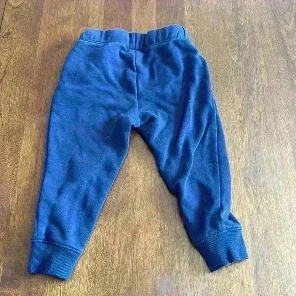 Toddler heart  joggers - Picture 2 of 3